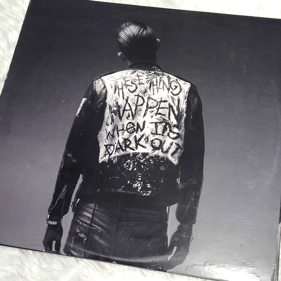G-Eazy When It's Dark Out Vinyl Record Great Condition - Picture 1 of 8